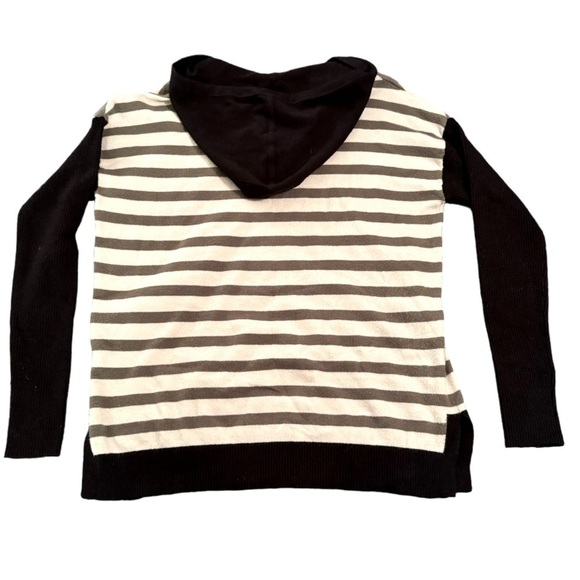 Caslon Long Sleeve Colorblock Hoodie Sweater, Black and Olive Green, Size S - Picture 3 of 7